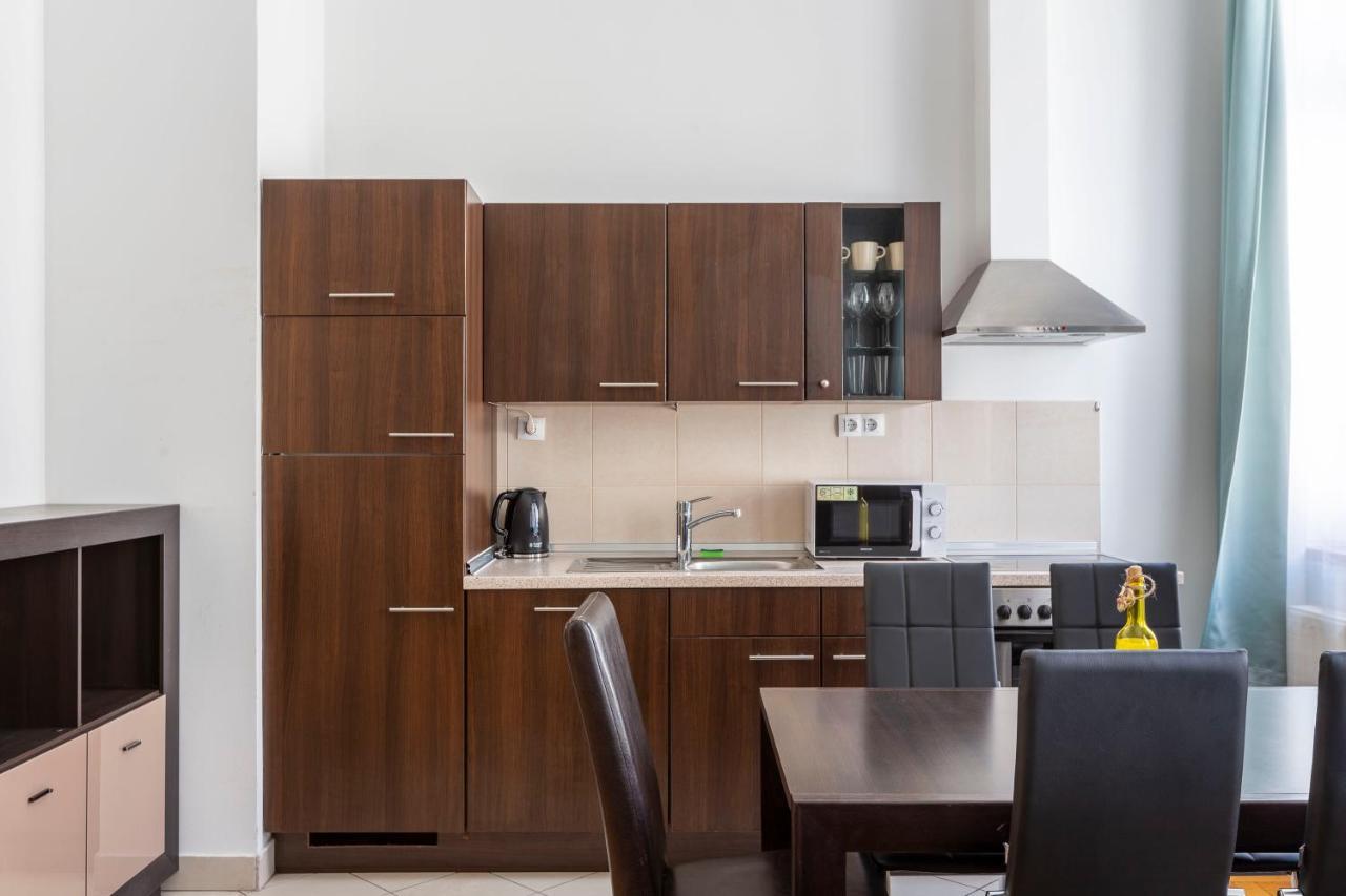 Central Gozsdu Aparment By Quentin Homes Budapest Ngoại thất bức ảnh